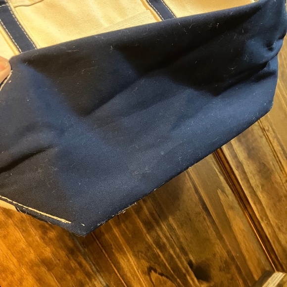 HEAVY CANVAS ZIP CLOSE TOTE, OFF WHITE AND NAVY, LARGE CAPACITY SITS FLAT 19x12 - Picture 6 of 11